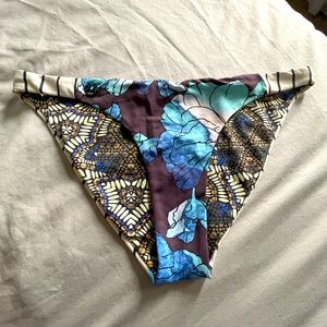 Maaji bikini bottoms, size large, gently used